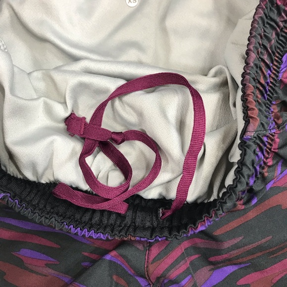 Nike, Lined Shorts, Size XS - Picture 4 of 12